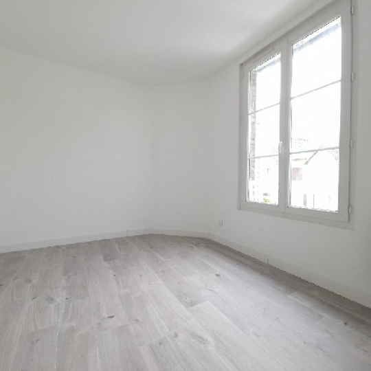  Annonces CHANTILLY : House | CREIL (60100) | 55 m2 | 179 000 € 