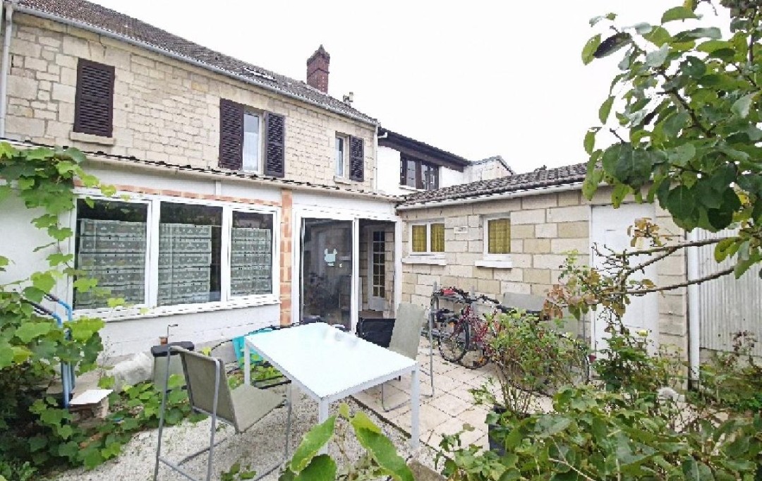 Annonces CHANTILLY : Maison / Villa | CREIL (60100) | 130 m2 | 189 000 € 